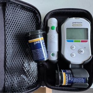 OneTouch Verio Flex Glucose Meter with Test Strips - White/Gray